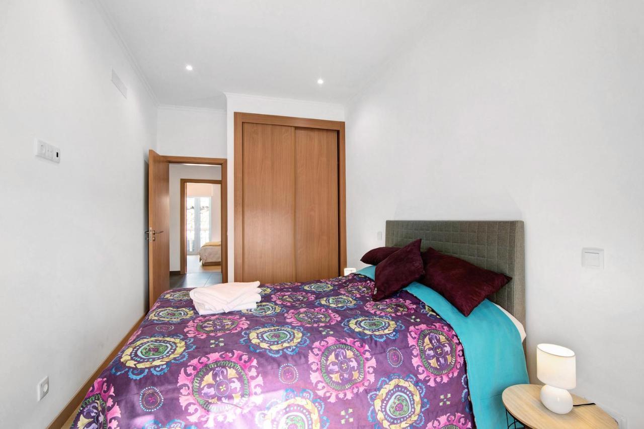 Traditional 3 Bedroom Apartment Alte Exterior photo